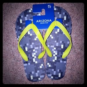 Boy's flip flops
